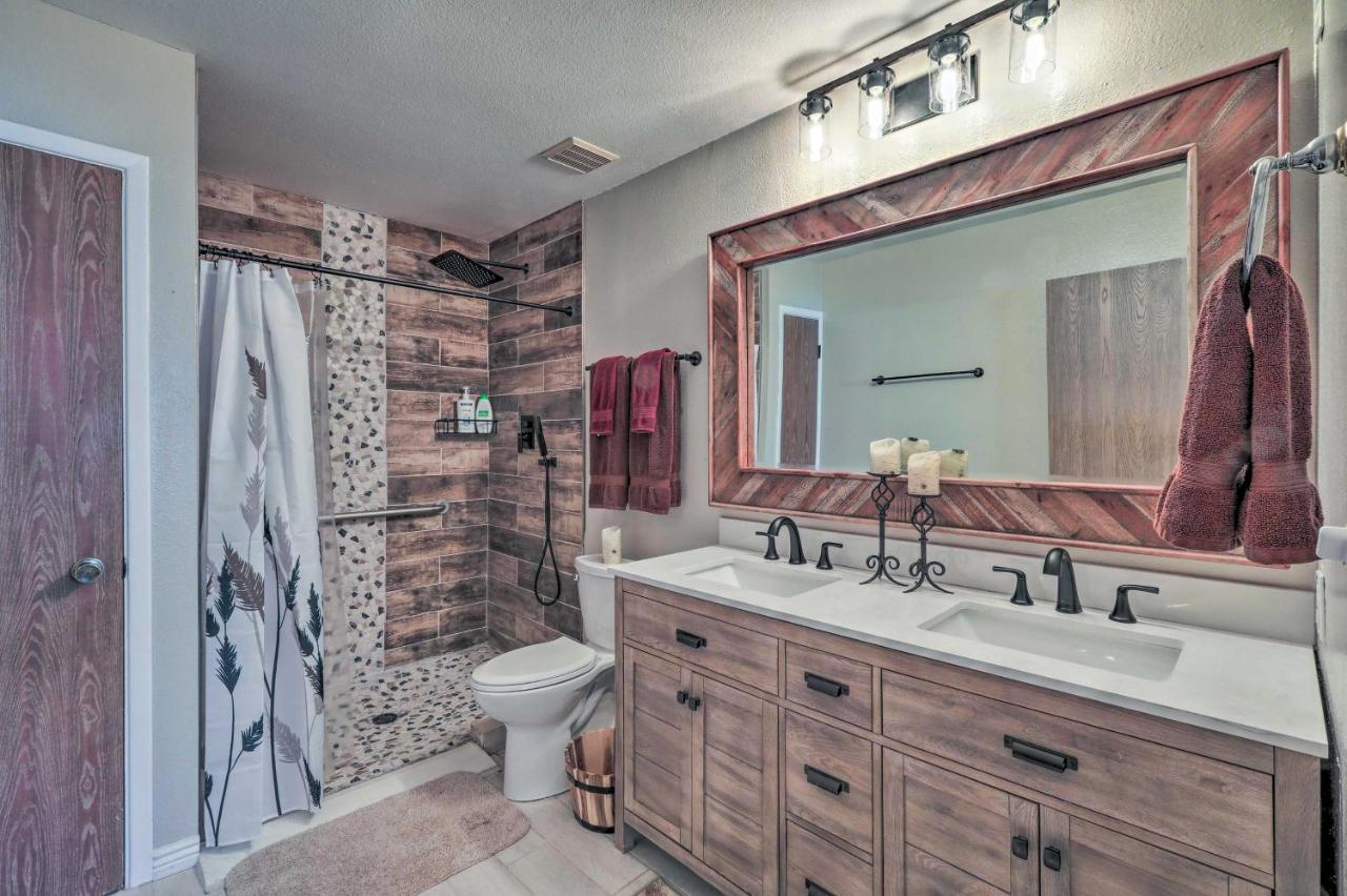 Flagstaff Townhome - Walk To Country Club And Pools! Eksteriør billede