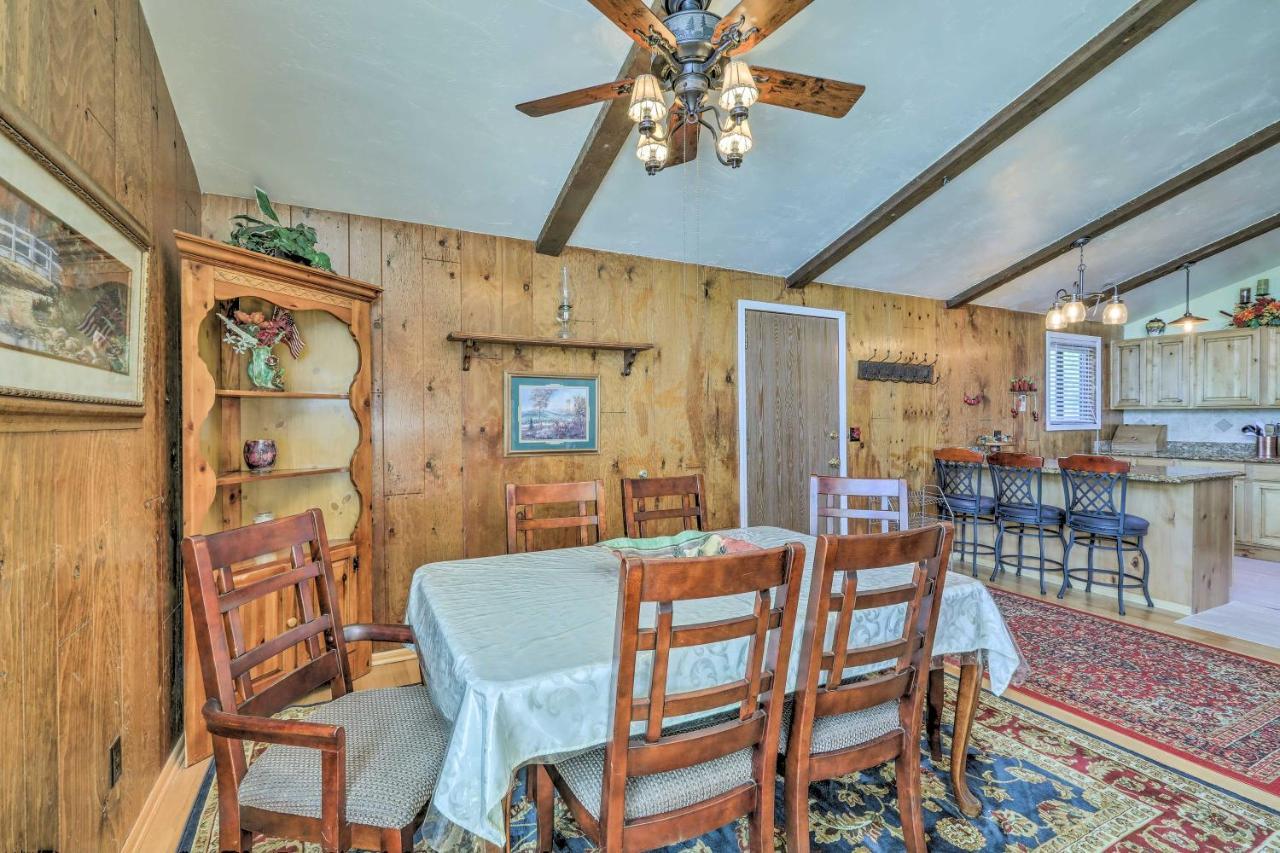 Flagstaff Townhome - Walk To Country Club And Pools! Eksteriør billede