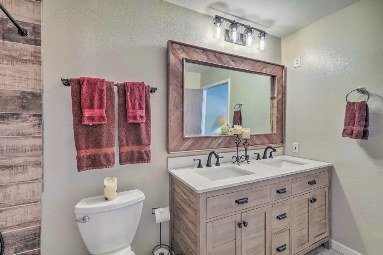 Flagstaff Townhome - Walk To Country Club And Pools! Eksteriør billede