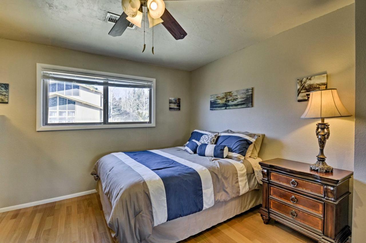 Flagstaff Townhome - Walk To Country Club And Pools! Eksteriør billede